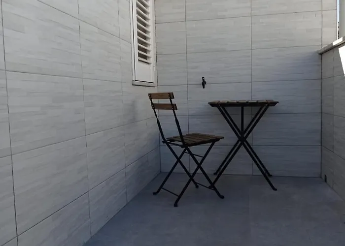 Дом отдыха Savoia 32 *